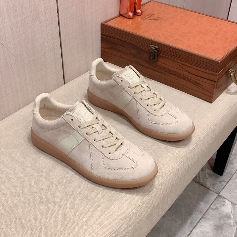 Louis Vuitton Low Shoes